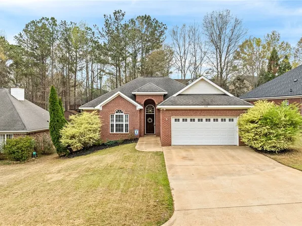 1825 Shadow Bend Ln, Auburn, AL 36830