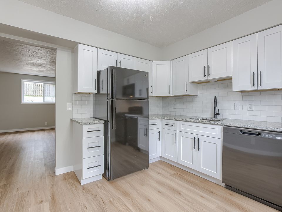 1st image of 4713 Davenport St #1