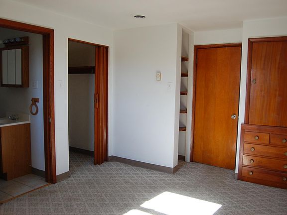 3rd image of 2518 Sunset Blvd APT 7