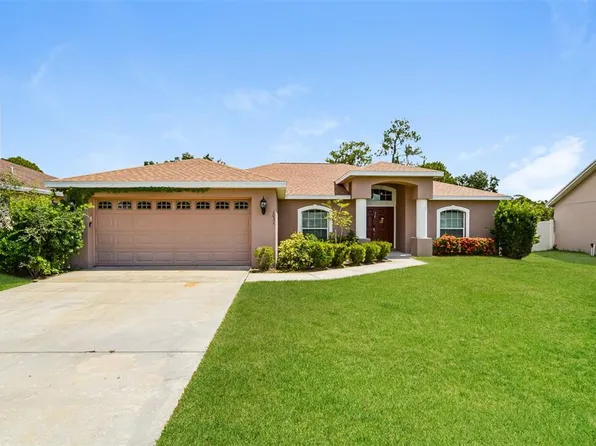 1031 Normandy Heights Cir, Winter Haven, FL 33880