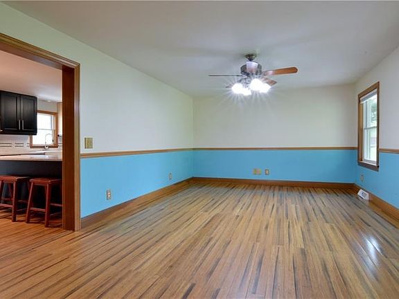 19x13 Dining area will accommodate your largest dining room furniture.