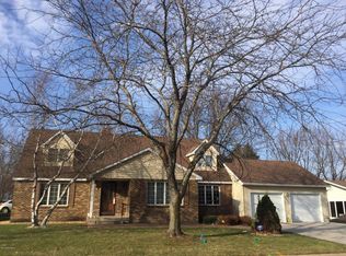 1490 Sunset Dr SW, Owatonna, MN 55060