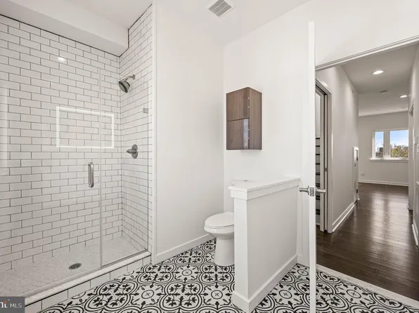 2045 Watkins St, Philadelphia, PA 19145
