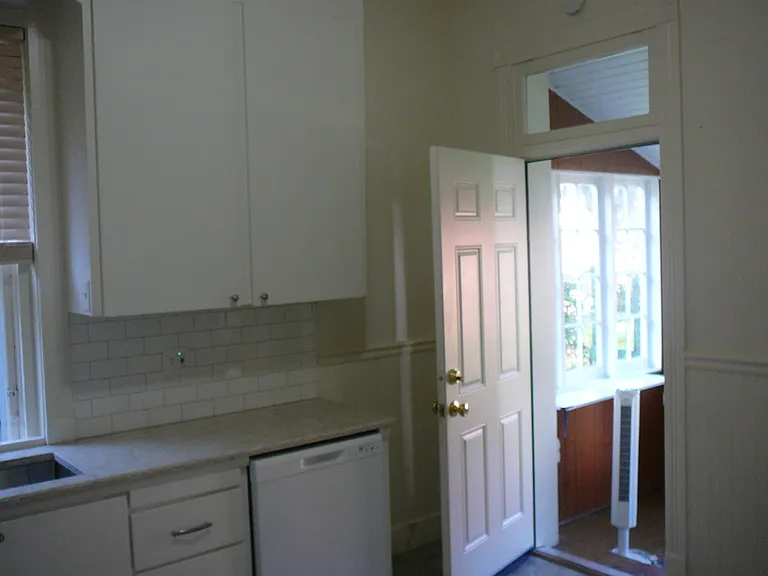 509 S Howes St — Photo 7