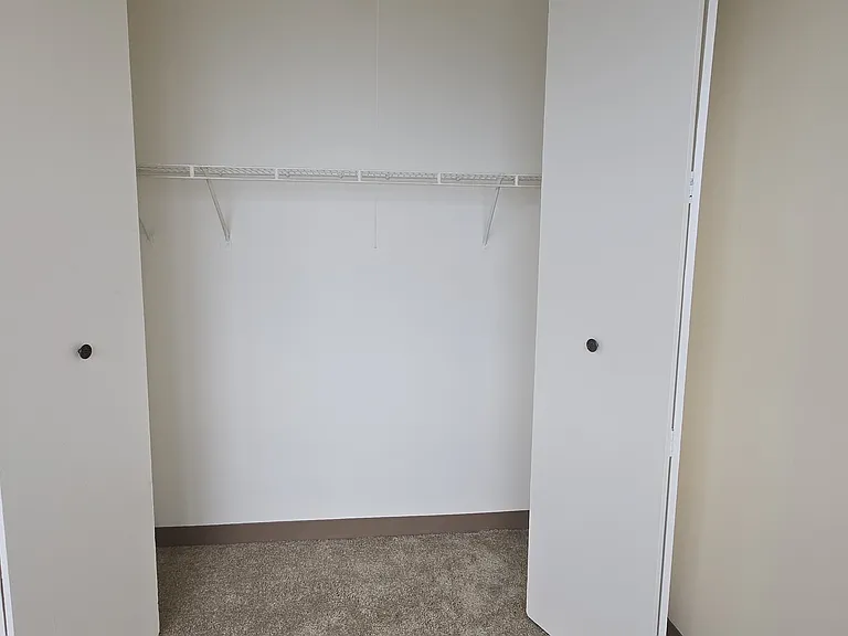 4824 N Sheridan Rd — Photo 7