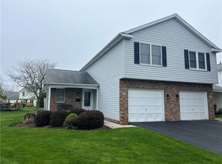 56 Flower Dale Cir, Rochester, NY 14626