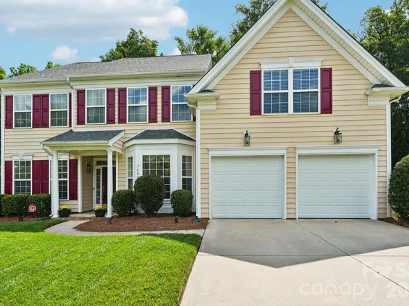 7809 Pinecroft Ct, Harrisburg, NC 28075