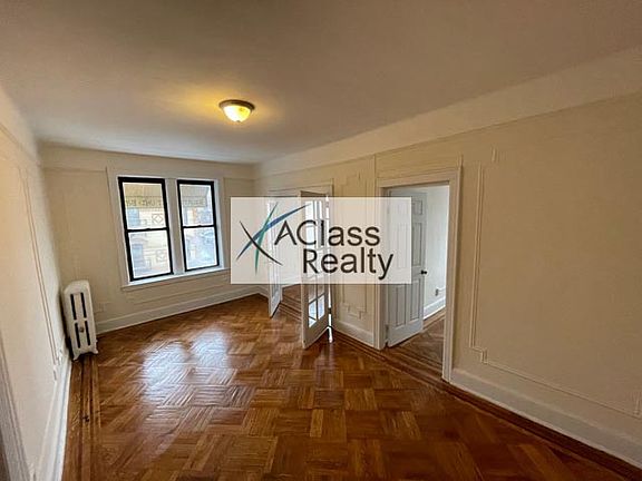 3rd image of 30-03 47th St #2W