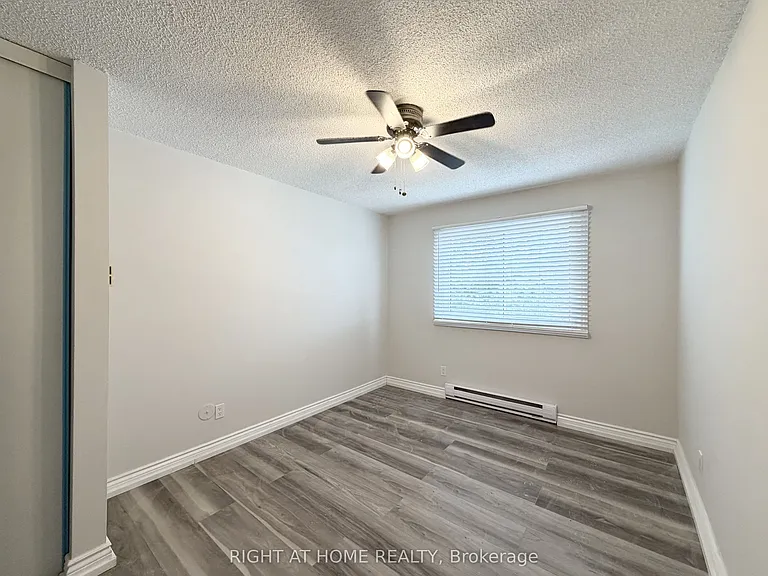 1010 Glen St #91 — Photo 12