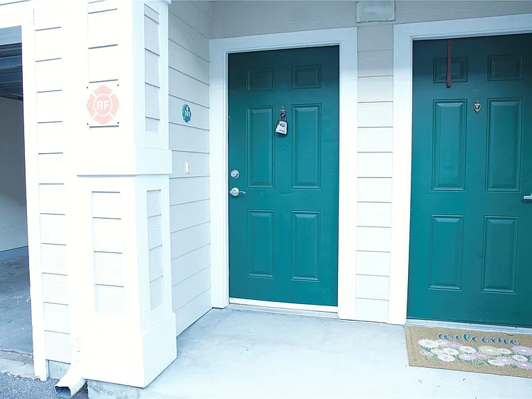 233 Southern Pecan Cir #101 — Photo 1