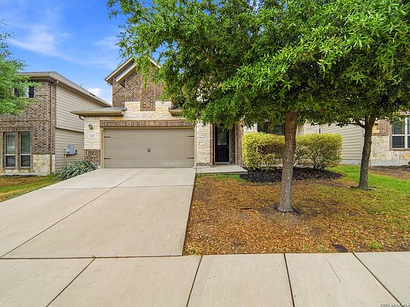2nd image of 113 Grand Vista