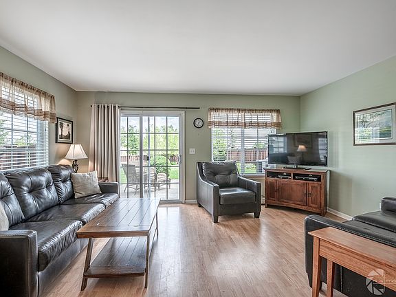 2nd image of 1504 Kettleson Dr