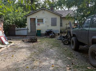 1028 E Garfield Ave, Decatur, IL 62526