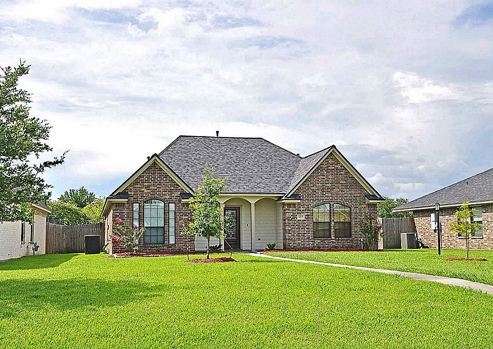 1st image of 157 Silverbell Cir