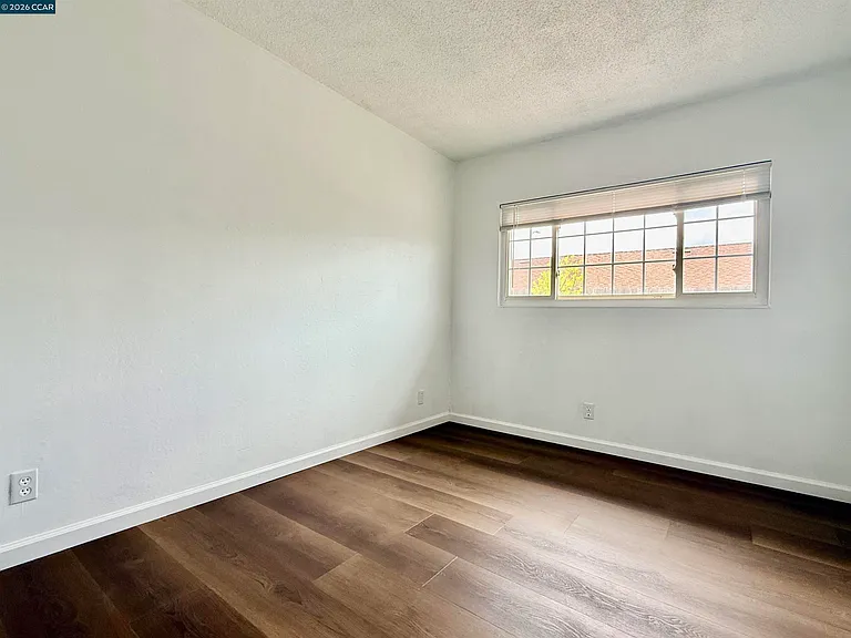 15 Lena Dr — Photo 15