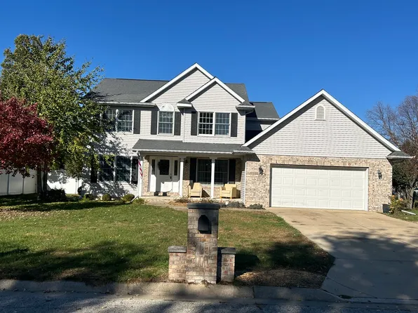 1713 W Bob O Link Dr, Pontiac, IL 61764