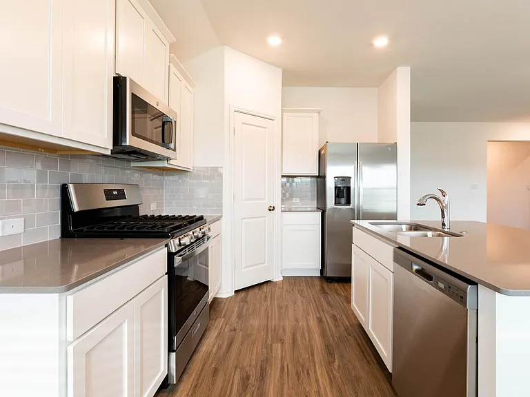 288 George Neggan Ln — Photo 2