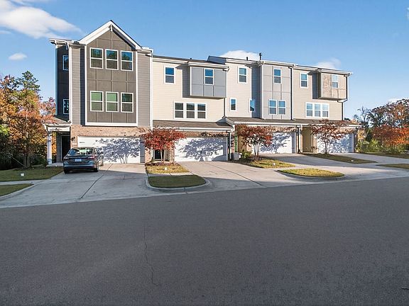 2nd image of 1223 Brickfield Dr