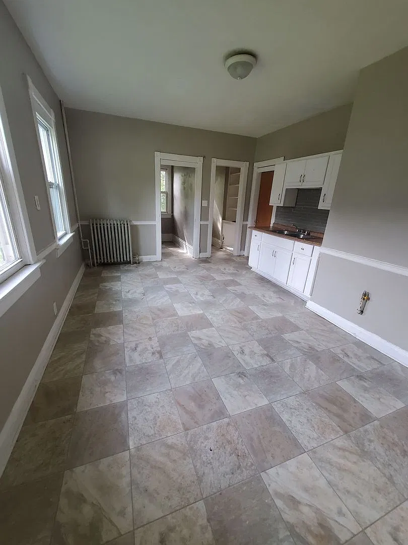 Spacious 4-Bedroom Home with Recent Updates in Milwaukee! — Photo 3