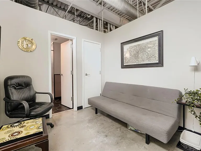 5200 Peachtree Rd #3208 — Photo 5
