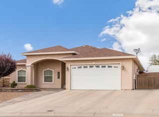 3049 Solar Point Ln, El Paso, TX 79938