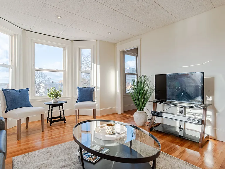 50 Montreal St #3 — Photo 7