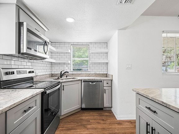 4th image of 7109 N Taliaferro Ave