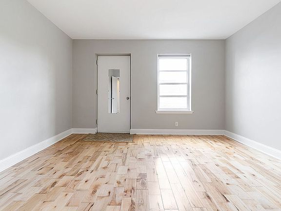 4th image of 735-37 N 2nd St #6