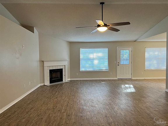 3rd image of 6007 Northwood Ct