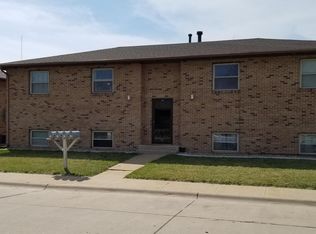 660 Kennedy Dr APT 7, Grand Island, NE 68803