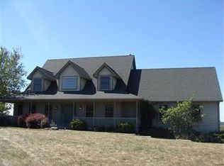 816 Valleyview Point Dr, Springboro, OH 45066