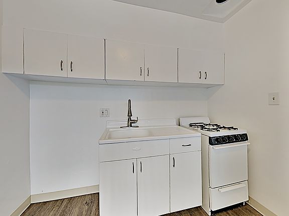 3rd image of 633 Missouri St APT 7