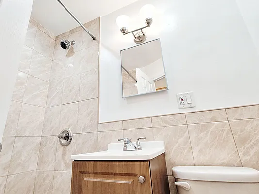 Rented by Union Square Property Management | media 12