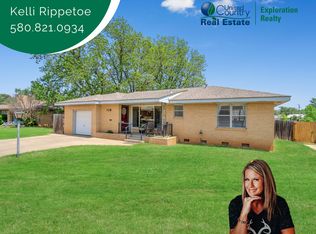 118 Sunset St, Elk City, OK 73644