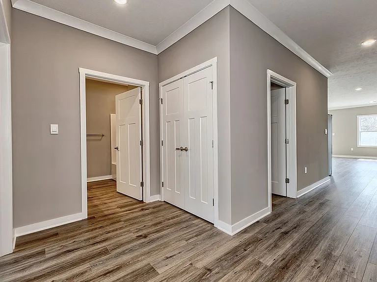 287 Olivia Dr — Photo 16