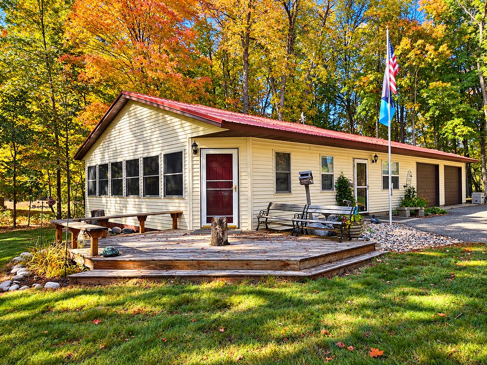 1st image of 45578 Chippewa Way