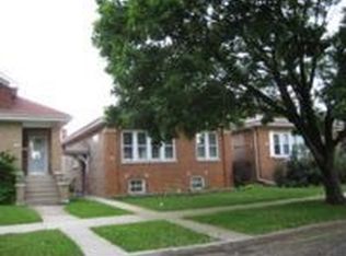 6131 W Eddy St, Chicago, IL 60634