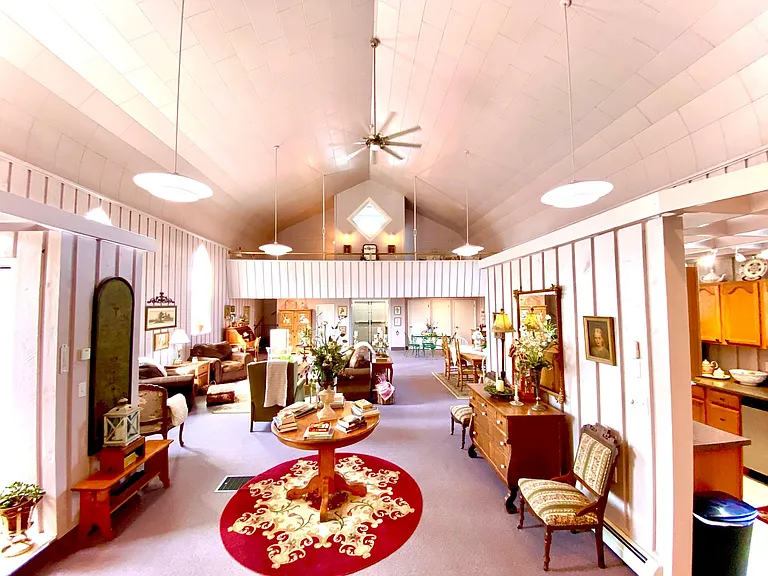 25 Summit Ave #A — Photo 4
