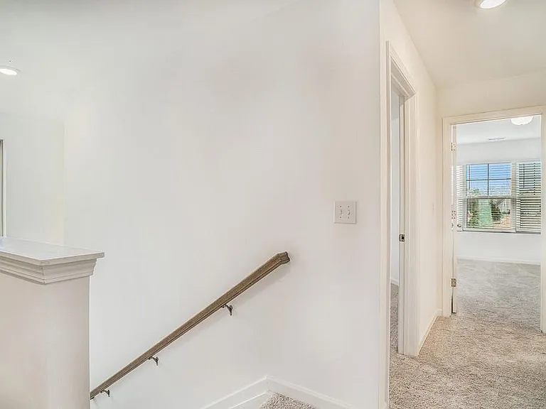6045 Handley Dr — Photo 10