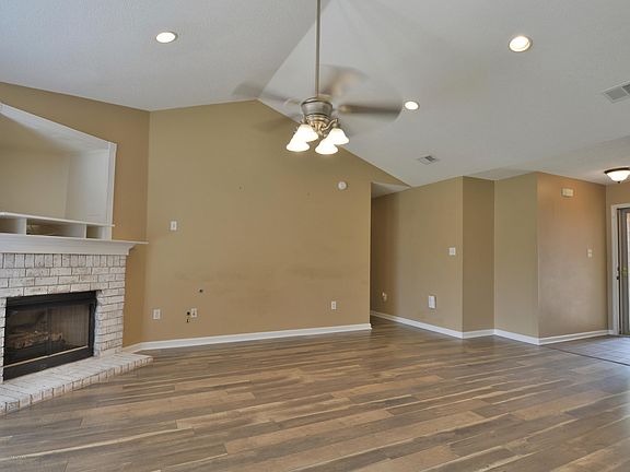5th image of 7822 S Mary Payton Dr