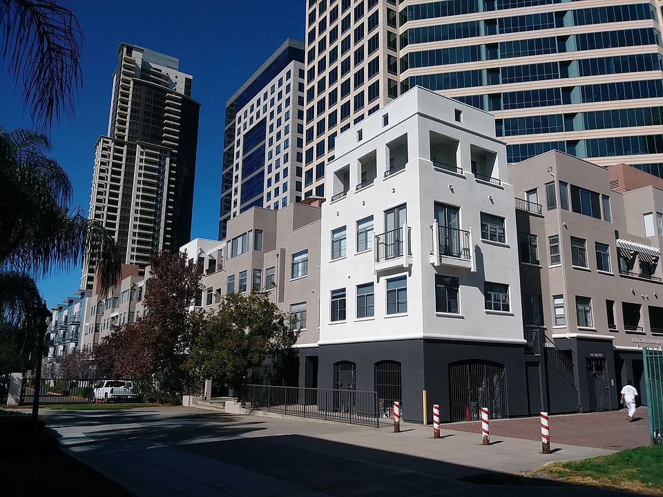1st image of 904 State St APT 206