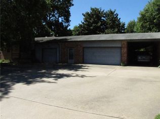 2008 SE 14th St, Bentonville, AR 72712