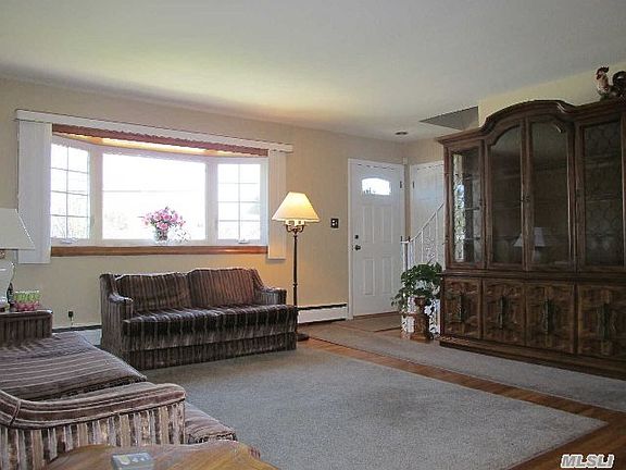 3rd image of 2448 Bedford Pl
