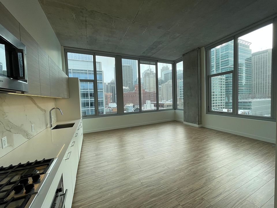 1st image of 641 W Lake St Suite 500