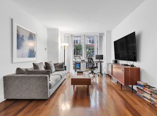 130 W 20th St APT 2C, New York, NY 10011