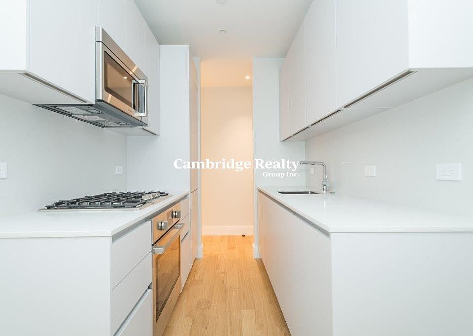 1st image of 286 Chestnut Hill Ave #16T