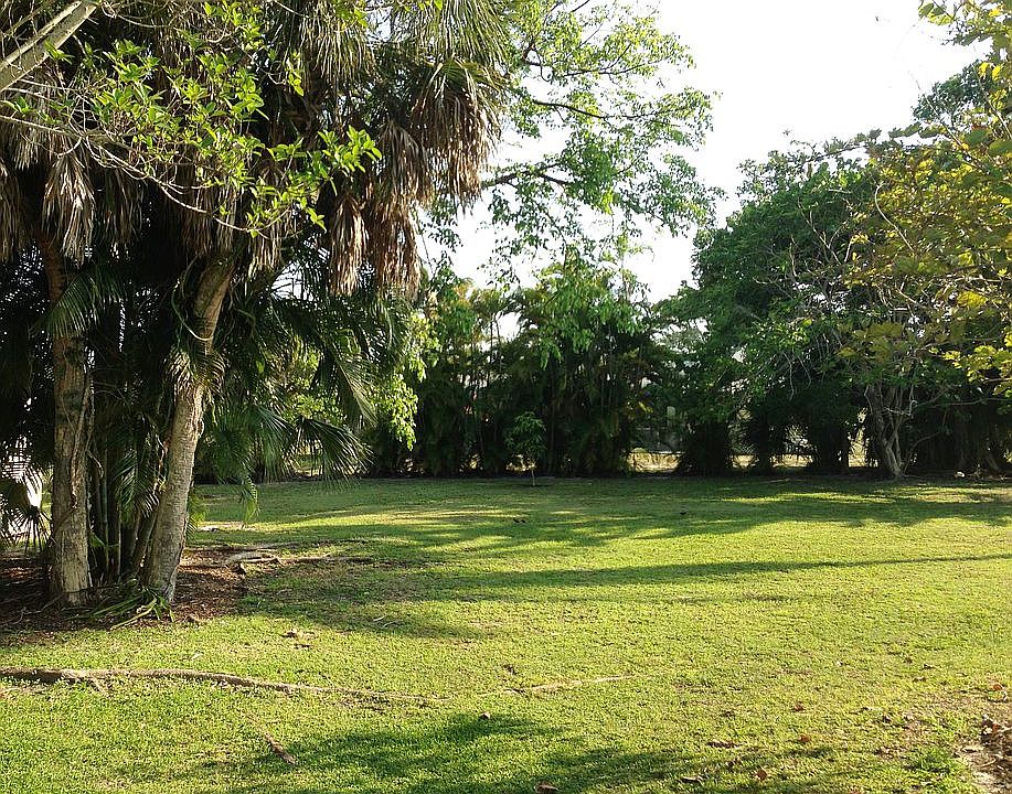 1st image of 354 Lake Murex Blvd