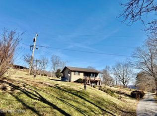 123 Owens Ln, Tazewell, TN 37879