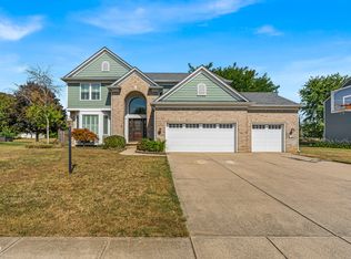 130 W Columbine Ln, Westfield, IN 46074
