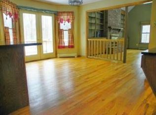 1 Carriage Ln, New Fairfield, CT 06812